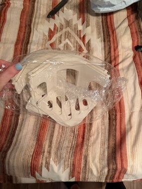 Brand new set of 4 bed sheet holders